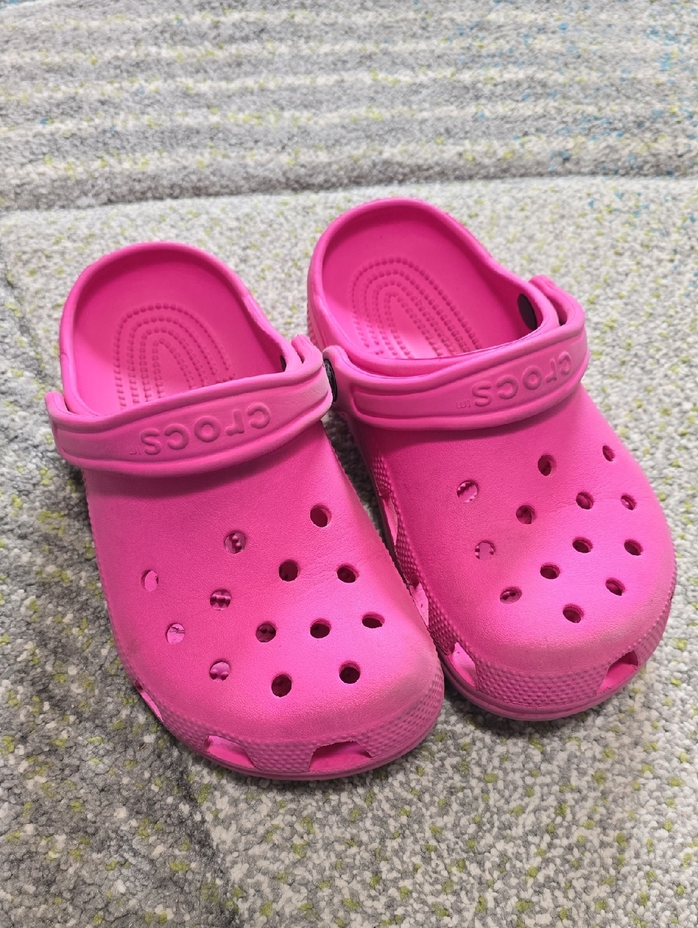 CROCS Kids' Classic Clog in Hot Pink - Picture 1 of 7
